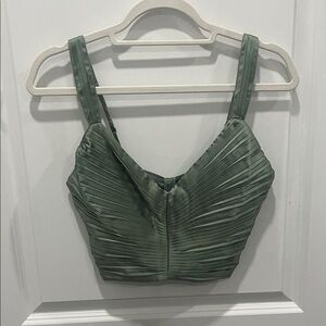 NEVER WORN A&F Green Pleated Crop Top